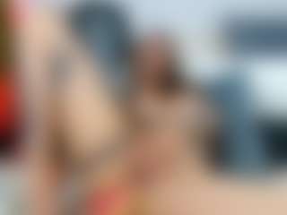 Live cam show with arianatattoos - Twerk on Camsoda