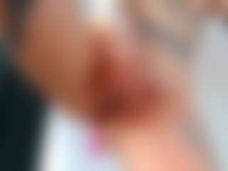 arianatattoos's Live Sex Cam Show