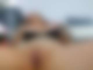 arianatattoos's Live Sex Cam Show
