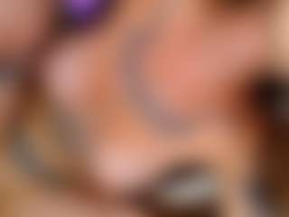 Live cam show with arianatattoos - Ride on SmokeAndPoke