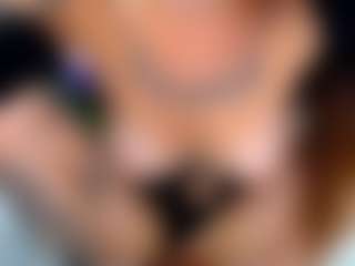 Live cam show with arianatattoos - Moaning on CamClone