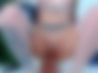 Live cam show with arianatattoos - Ride on CamClone
