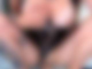 arianatattoos's Live Sex Cam Show