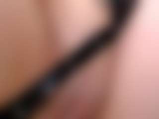 Live cam show with arianatattoos - Curvy Young Adult on Fling VIP Chat