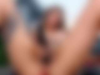 arianatattoos's Live Sex Cam Show