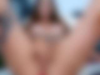 arianatattoos's Live Sex Cam Show