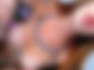 Live cam show with arianatattoos - College on Mixed Magazine Live