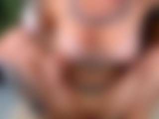 arianatattoos's Live Sex Cam Show