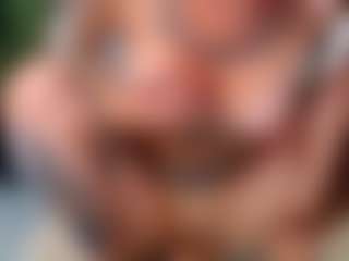arianatattoos's Live Sex Cam Show