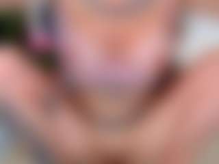 arianatattoos's Live Sex Cam Show
