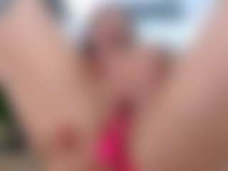 arianatattoos's Live Sex Cam Show