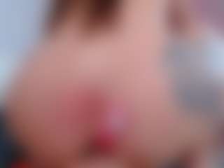 Live cam show with arianatattoos - Big Clit on livesuperchat.net