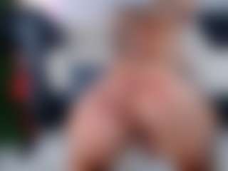 arianatattoos's Live Sex Cam Show