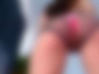 Live cam show with arianatattoos - Big Clit on Camsoda