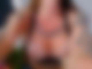Live cam show with arianatattoos - Big Tits on Hubzter Live