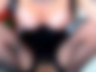 arianatattoos's Live Sex Cam Show