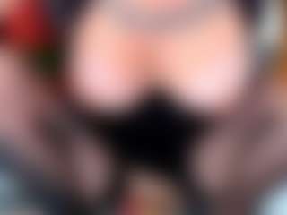 arianatattoos's Live Sex Cam Show
