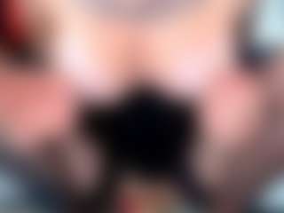 arianatattoos's Live Sex Cam Show