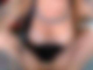 arianatattoos's Live Sex Cam Show