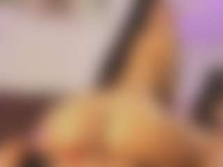 Live cam show with butterflyy1 - Bikini on SpunkLive