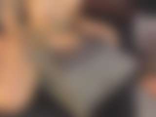 Live cam show with butterflyy1 - Glasses on Camiplay Live