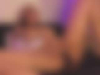 butterflyy1's Live Sex Cam Show