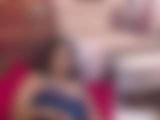 IndianFancyFace MILF webcam performer live streaming