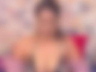 IndianFancyFace MILF webcam performer live streaming
