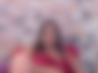 IndianFancyFace MILF webcam performer live streaming