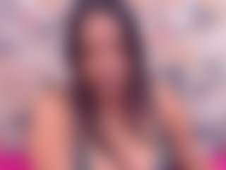 IndianFancyFace MILF webcam performer live streaming