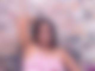 IndianFancyFace MILF webcam performer live streaming