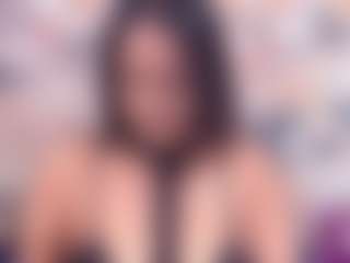 IndianFancyFace MILF webcam performer live streaming