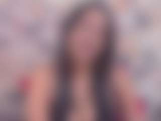 IndianFancyFace MILF webcam performer live streaming