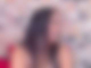 IndianFancyFace MILF webcam performer live streaming