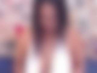 IndianFancyFace MILF webcam performer live streaming