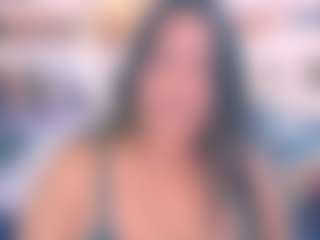 IndianFancyFace MILF webcam performer live streaming