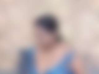 IndianFancyFace, modelo webcam MILF transmitiendo en vivo