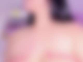 Live cam show with EvaaGrace - Lovense MILF on CamClone