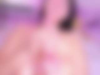 Live cam show with EvaaGrace - Anal MILF on Hubzter Live