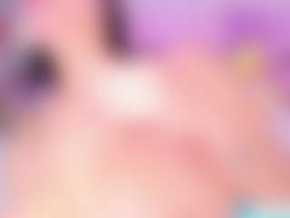 EvaaGrace MILF webcam performer live streaming