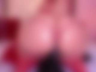 Lorena-gomezz1's Live Sex Cam Show