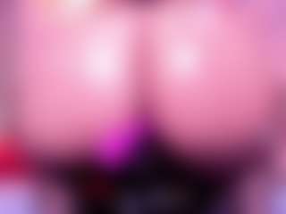 Lorena-gomezz1's Live Sex Cam Show