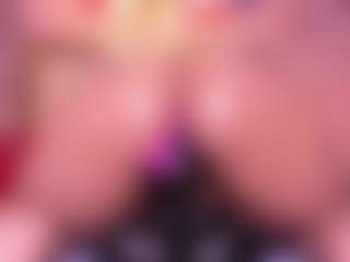 Lorena-gomezz1's Live Sex Cam Show