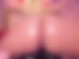 Lorena-gomezz1's Live Sex Cam Show