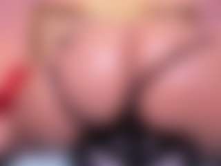 Lorena-gomezz1's Live Sex Cam Show