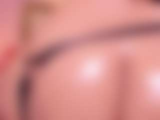 Lorena-gomezz1's Live Sex Cam Show