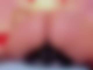 Lorena-gomezz1's Live Sex Cam Show