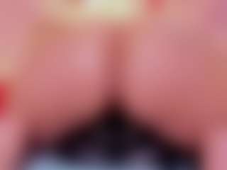 Lorena-gomezz1's Live Sex Cam Show