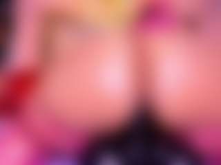 Lorena-gomezz1's Live Sex Cam Show