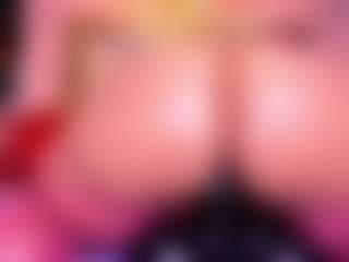Lorena-gomezz1's Live Sex Cam Show